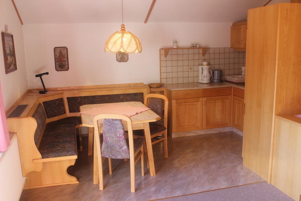 Appartamento Haus Bergblick Bad Kleinkirchheim Camera foto